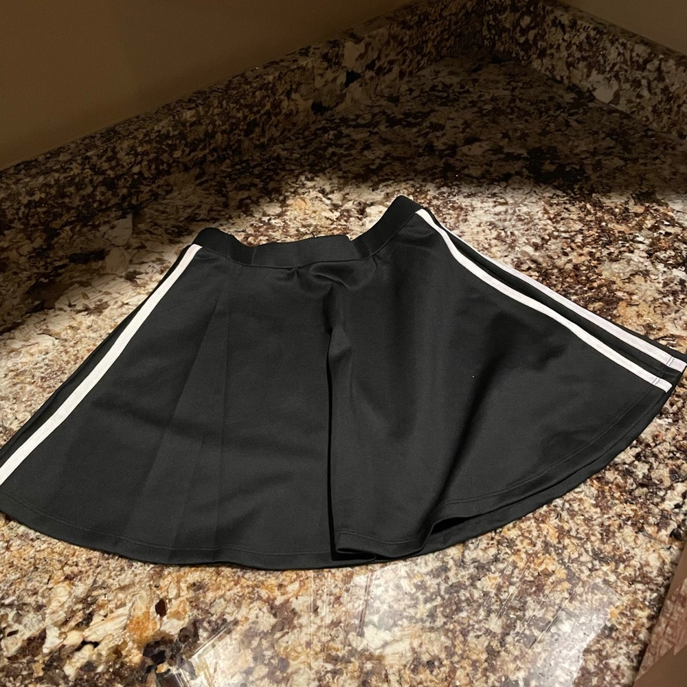 Black with white stripes skirt